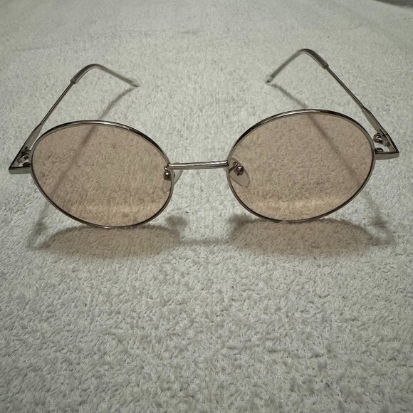 Stylenanda Sunglasses - Picture 2 of 4